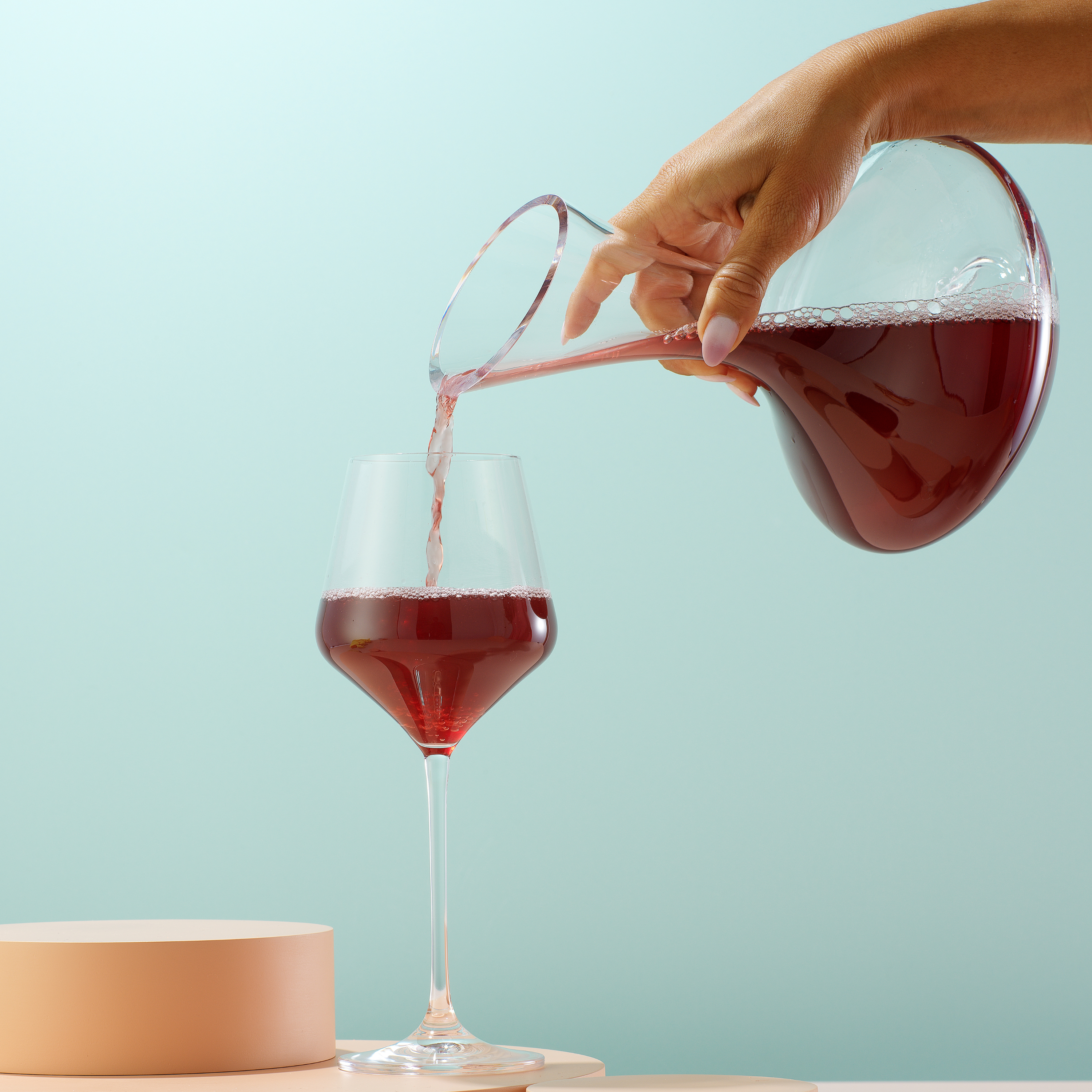 Uncorking the Mystery, What Does a Wine Decanter Do?