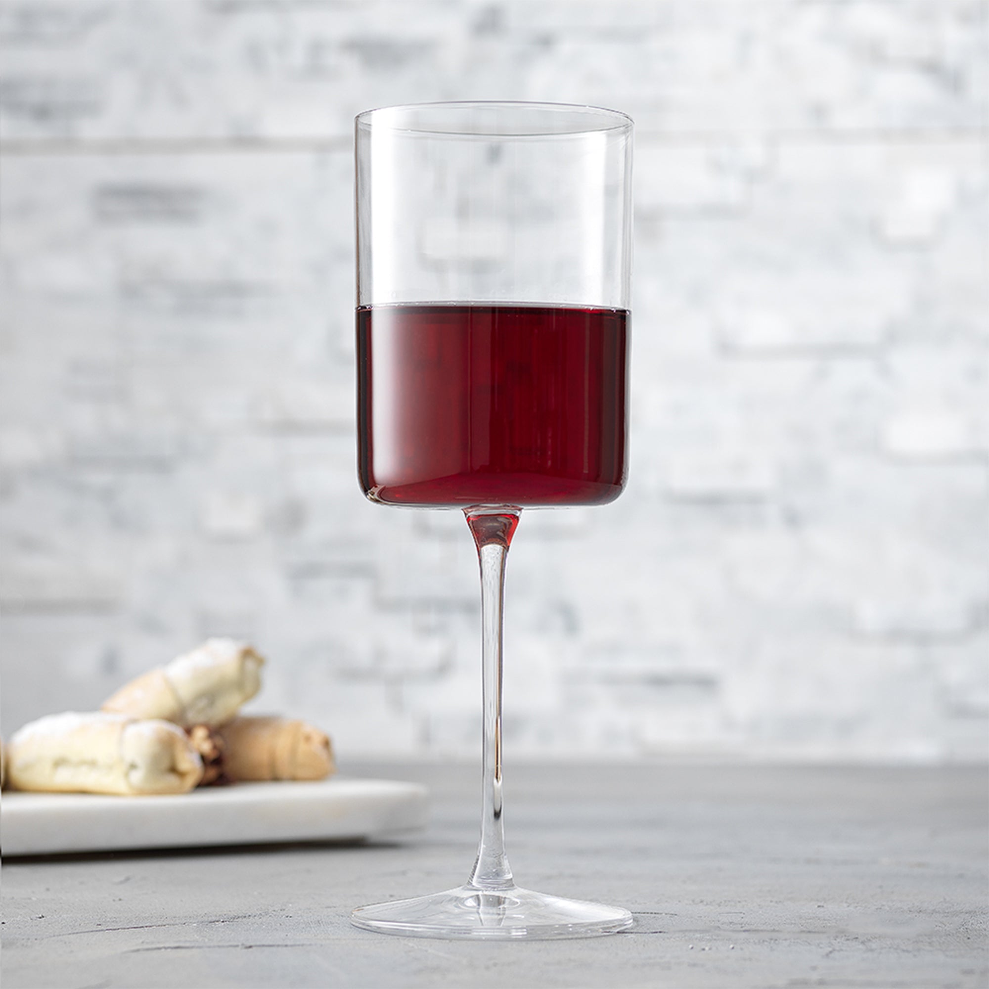 Claire Red Wine Glasses Set