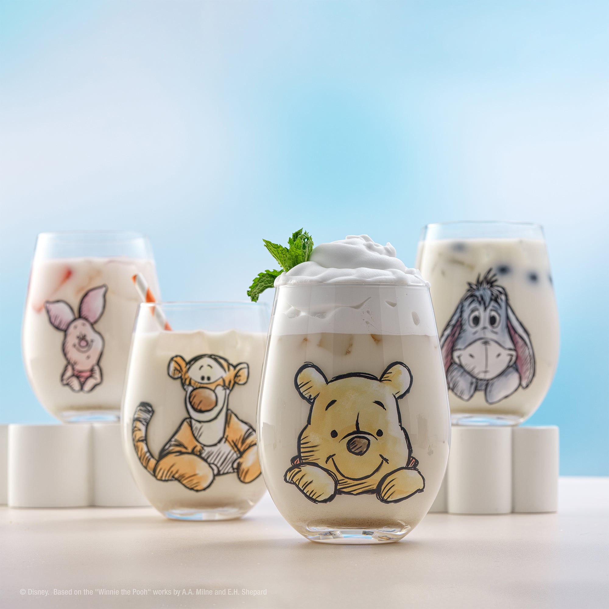 Disney Winnie the Pooh Exploring a Classic Stemless Drinking Glasses