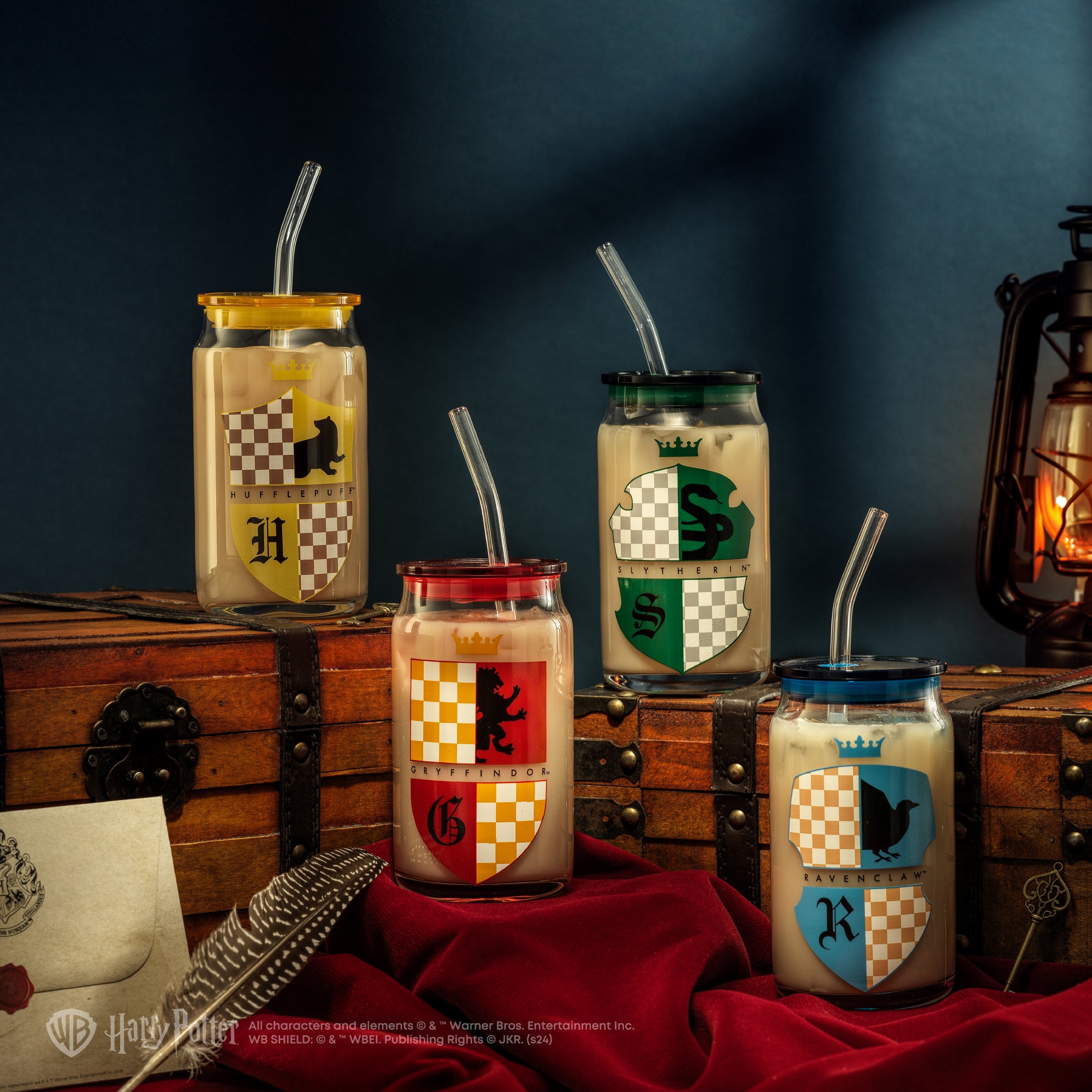 Harry Potter House Crests Tumbler Glasses with Lids